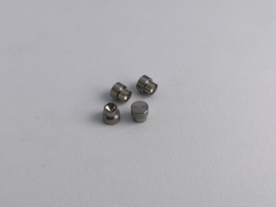 精密非標(biāo)鉚釘